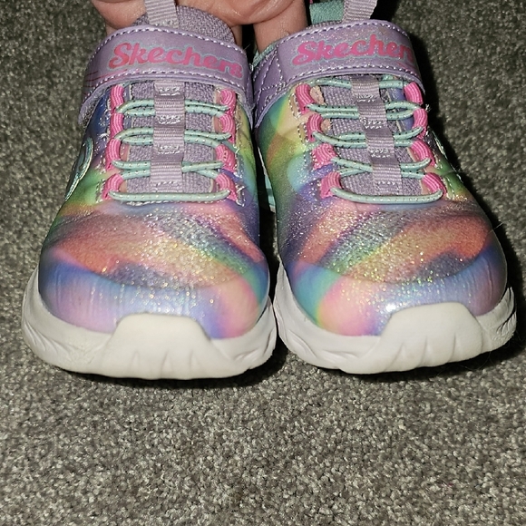 TT2🔹️Skechers Kids' Multicolor Sparkle Sneakers - Picture 6 of 8